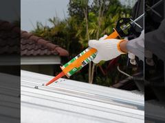 صمغ زجاجي محايد بالسيليكون عالية الاستقرار مخصص لألواح الفولاذ البلاستيكية